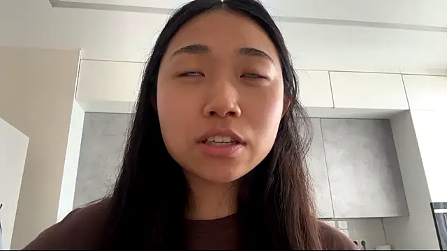 SweetMiaXO online show from 4, 3, 2026