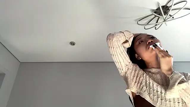 SweetMiaXO online show from 31, 3, 2026