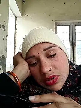 Snapshot of Cute-karisma1234 chatting on 3, 2, 2026 Cute-karisma1234 online show from 3, 2, 2026