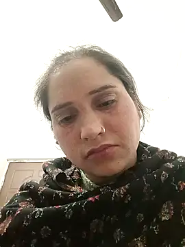 Snapshot of Cute-karisma1234 chatting on 3, 2, 2026 Cute-karisma1234 online show from 3, 2, 2026