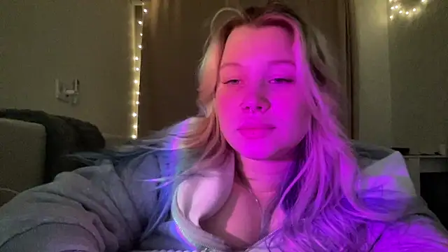 Lulu Di online show from 15, 3, 2026