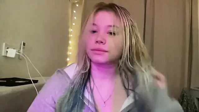 Lulu Di online show from 12, 3, 2026