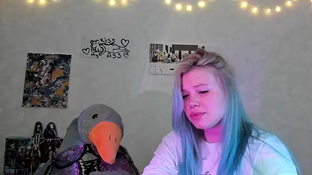 Snapshot of Lulu_Di chatting on 10, 6, 2026 Lulu Di online show from 10, 6, 2026