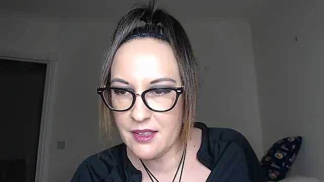 PsychicDominatrix online show from 31, 1, 2026