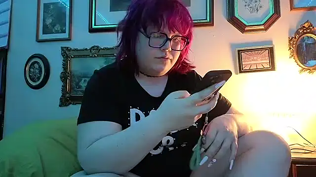 ProfaneHekate online show from 4, 5, 2026