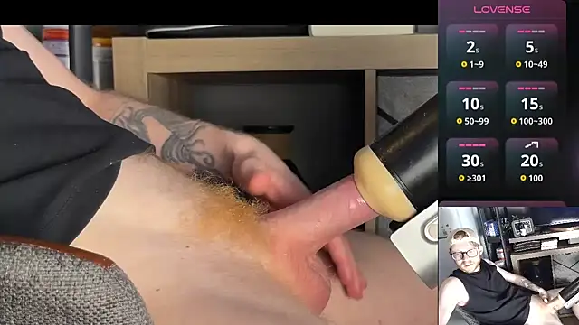 Gingerxl8 online show from 18, 4, 2026
