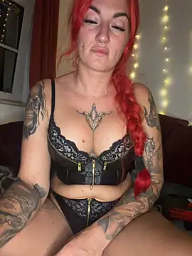 Snapshot of MrsRedFoxy chatting on 30, 6, 2026 MrsRedFoxy online show from 30, 6, 2026
