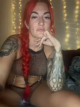 Snapshot of MrsRedFoxy chatting on 29, 6, 2026 MrsRedFoxy online show from 29, 6, 2026