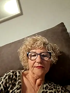 rosasuso online show from 5, 4, 2026