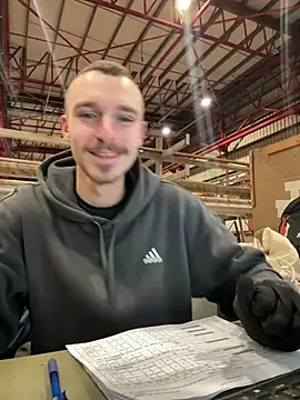 Snapshot of TheMaskShow chatting on 11, 2, 2026 TheMaskShow online show from 11, 2, 2026