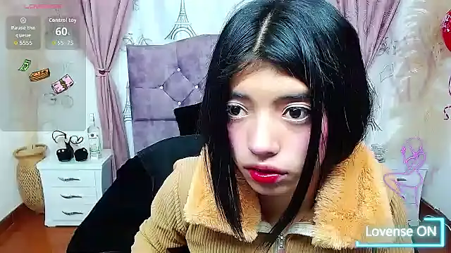 Esmeralda-18 online show from 4, 3, 2026