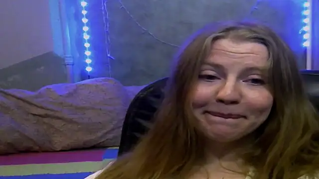 Space Girls 699 online show from 5, 2, 2026