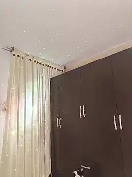 BellaDonna 16 online show from 14, 4, 2026