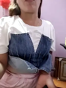 JordanXo 69 online show from 12, 4, 2026