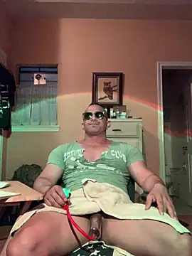 Snapshot of daddydonkey84 chatting on 23, 2, 2026 daddydonkey84 online show from 23, 2, 2026