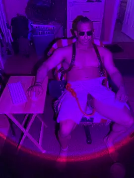 Snapshot of daddydonkey84 chatting on 20, 2, 2026 daddydonkey84 online show from 20, 2, 2026