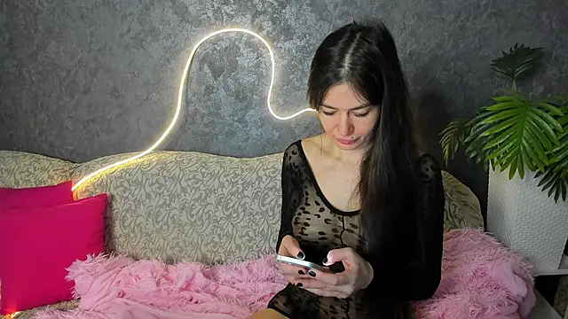 Dream Olivia online show from 11, 3, 2026