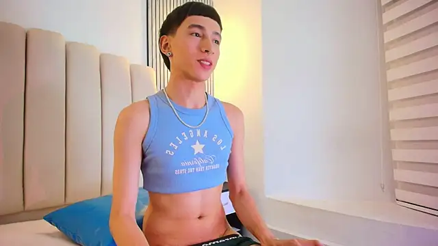 lian cameron online show from 28, 5, 2026