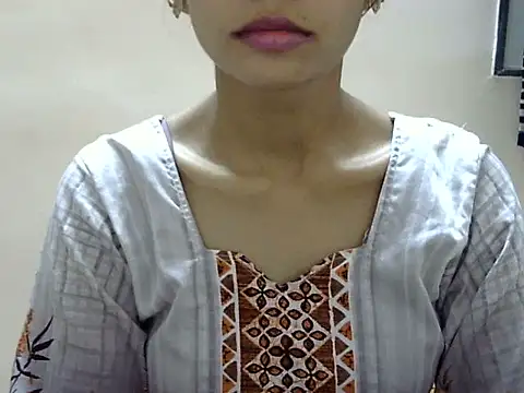 Snapshot of Kulsum_S chatting on 2, 6, 2026 Kulsum S online show from 2, 6, 2026