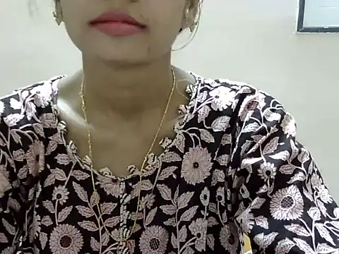 Snapshot of Kulsum_S chatting on 9, 5, 2026 Kulsum S online show from 9, 5, 2026