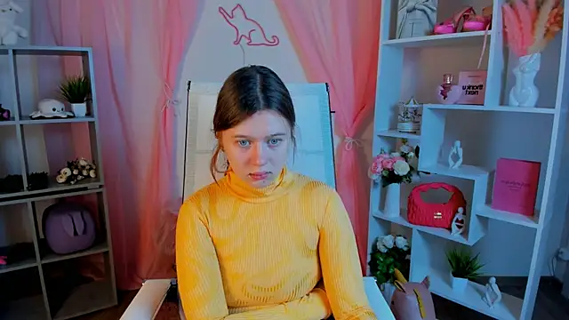 CelestineMauriac online show from 13, 2, 2026