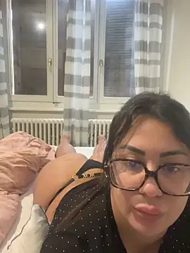 Snapshot of Melissa-suisse chatting on 28, 2, 2026 Melissa-suisse online show from 28, 2, 2026