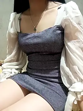 Snapshot of Kowew-nkie chatting on 2, 2, 2026 Kowew-nkie online show from 2, 2, 2026