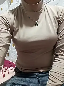 Snapshot of Kowew-nkie chatting on 20, 2, 2026 Kowew-nkie online show from 20, 2, 2026