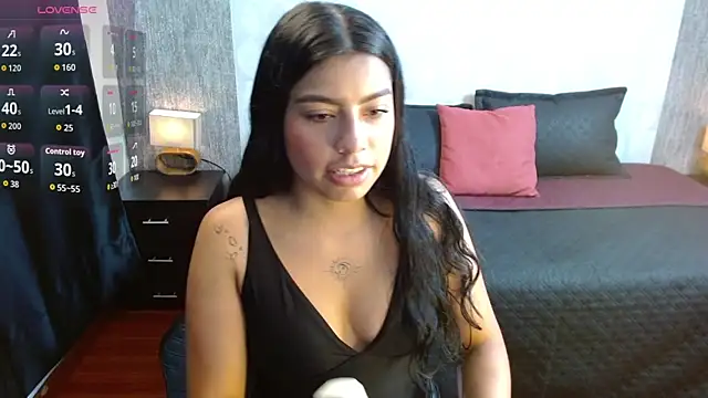 Laia white online show from 20, 3, 2026