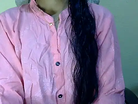 Snapshot of Khushi_v chatting on 6, 2, 2026 Khushi v online show from 6, 2, 2026