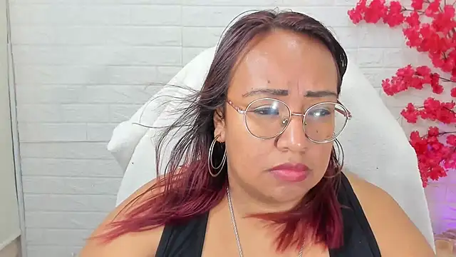 Shara Oz online show from 6, 3, 2026