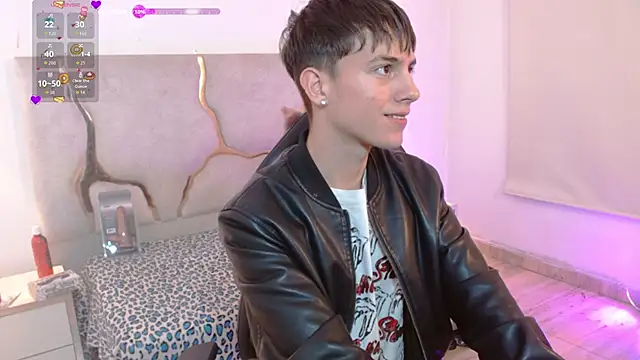 Snapshot of EVAN_TAY chatting on 22, 2, 2026 EVAN TAY online show from 22, 2, 2026