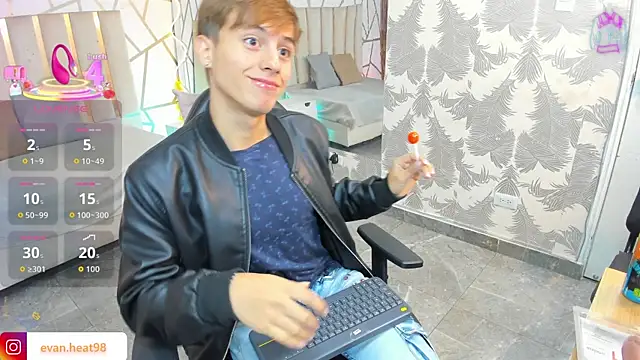 EVAN TAY online show from 13, 4, 2026