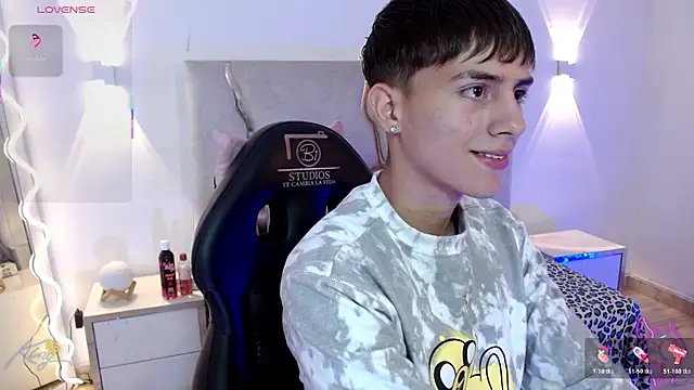 Snapshot of EVAN_TAY chatting on 11, 2, 2026 EVAN TAY online show from 11, 2, 2026