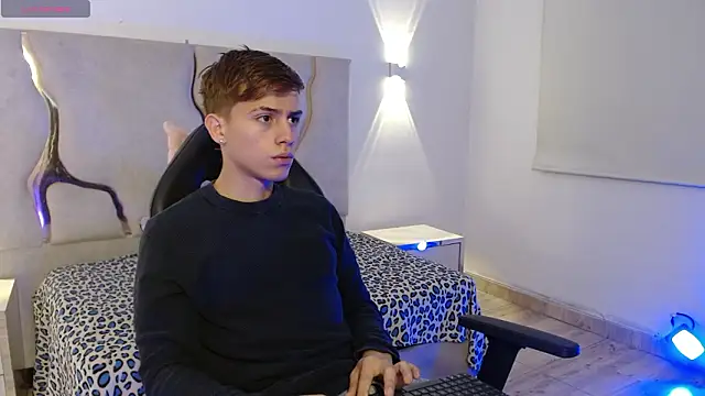 EVAN TAY online show from 14, 3, 2026