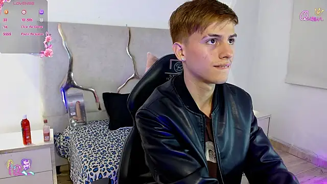 EVAN TAY online show from 6, 3, 2026