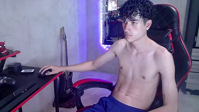 Johnny cagee  online show from 14, 7, 2026