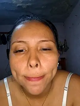 Daniela Cruz  online show from 28, 2, 2026