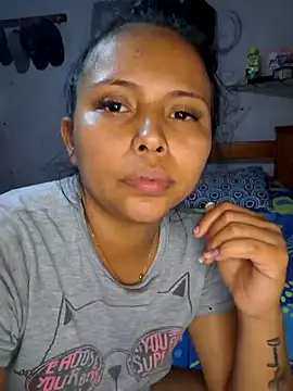 Daniela Cruz  online show from 24, 3, 2026