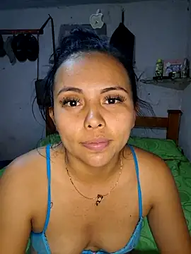 Daniela Cruz  online show from 14, 4, 2026