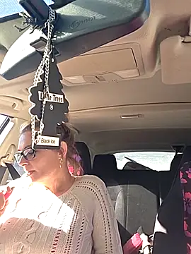 Snapshot of BeautifulFire23 chatting on 10, 2, 2026 BeautifulFire23 online show from 10, 2, 2026