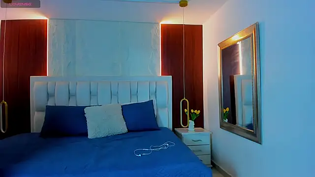 Anita23   online show from 8, 4, 2026