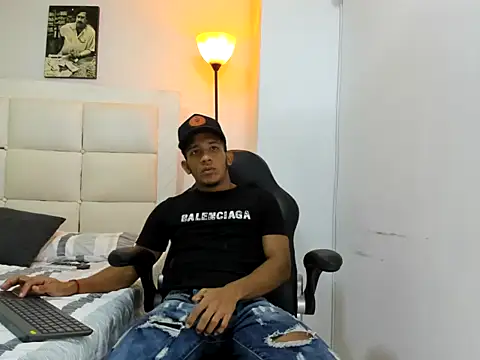 Snapshot of ricky_spensar23cm_ chatting on 19, 2, 2026 ricky spensar23cm online show from 19, 2, 2026