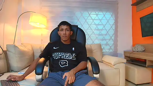 ricky spensar23cm  online show from 25, 3, 2026