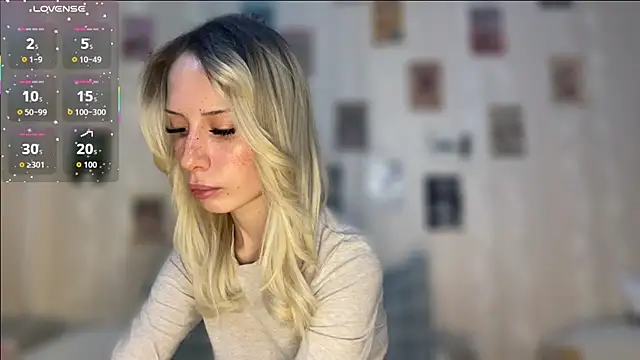 Snapshot of DellaCampbell chatting on 12, 2, 2026 DellaCampbell online show from 12, 2, 2026