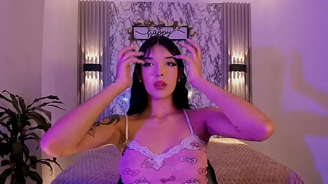 ChloeeMasonn online show from 13, 4, 2026