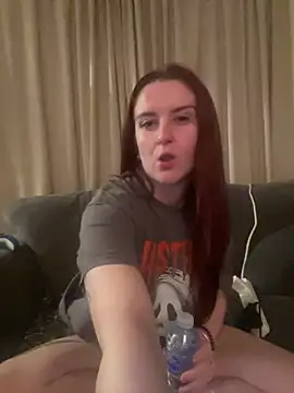 Snapshot of PoppySlut6999 chatting on 14, 2, 2026 PoppySlut6999 online show from 14, 2, 2026