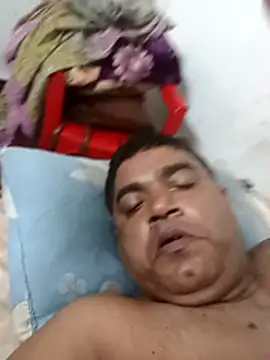 Snapshot of deshilnd chatting on 4, 7, 2026 deshilnd online show from 4, 7, 2026