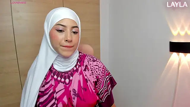 LAY LA  online show from 31, 1, 2026