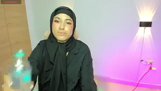 LAY LA  online show from 14, 4, 2026